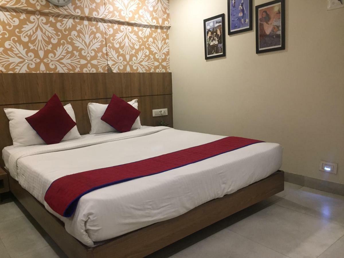 Hotel Imperial Vasai Esterno foto