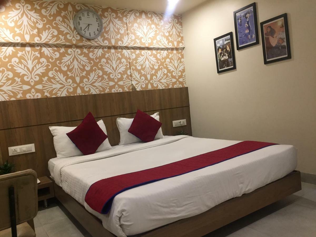 Hotel Imperial Vasai Esterno foto
