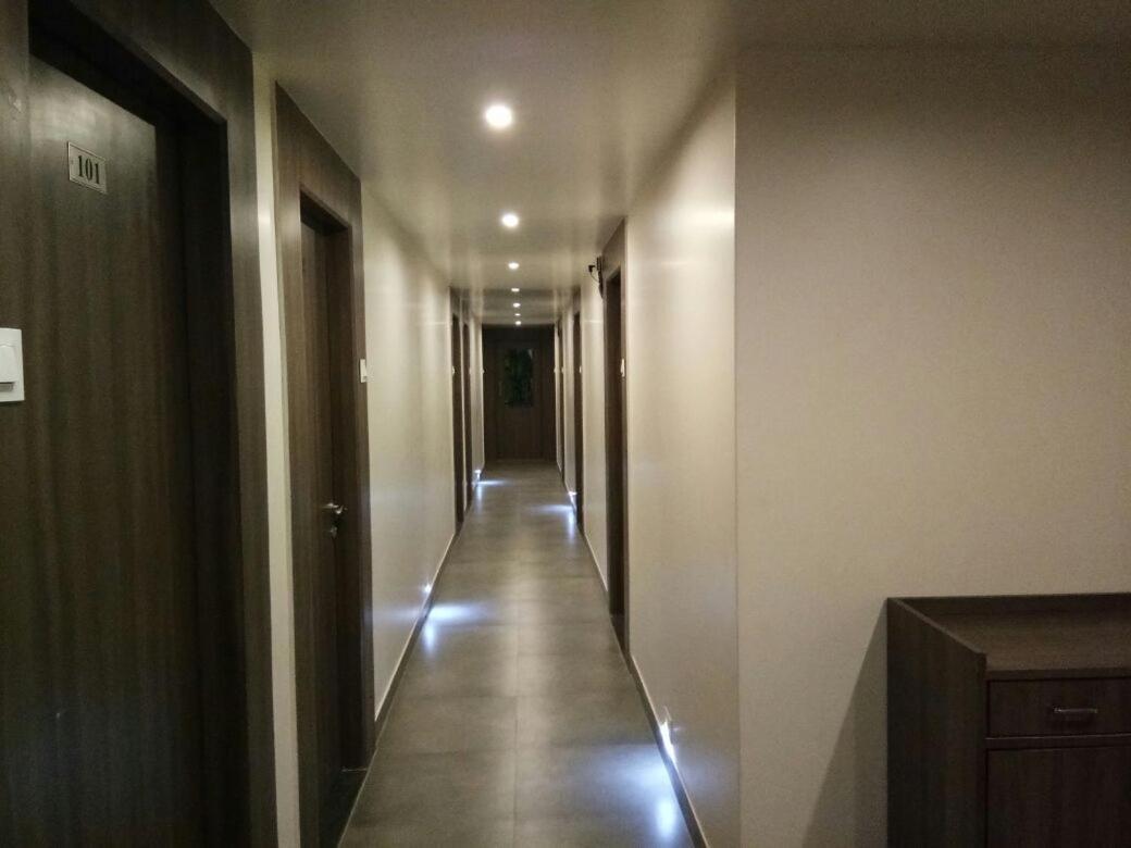 Hotel Imperial Vasai Esterno foto
